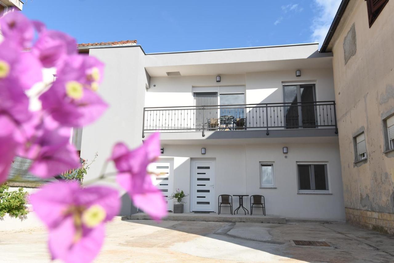 Karlo Apartments ซาดาร์ ภายนอก รูปภาพ